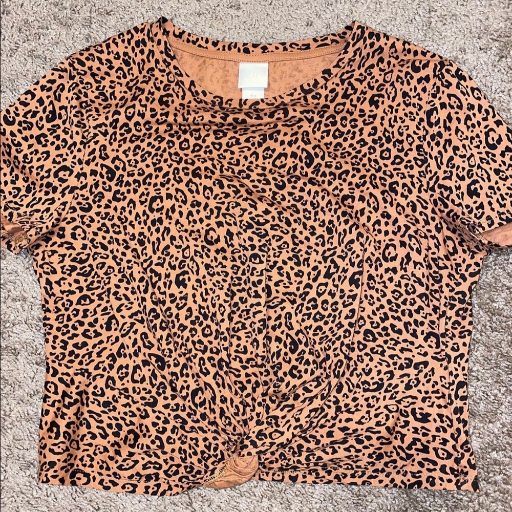 H&M Leopard Print Cropped Tee